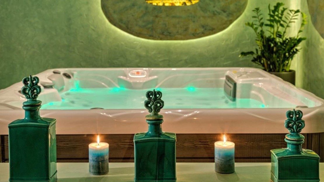 Amada Colossos Resort